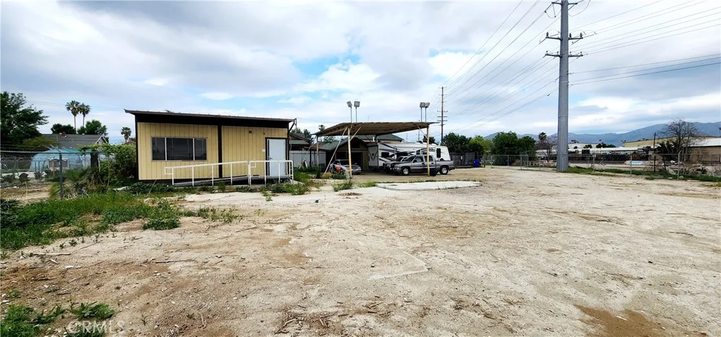 3112 3130 1st Street, Riverside, California 92507 home-pic-21