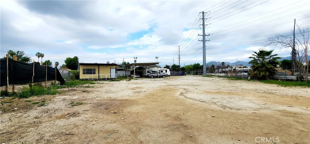 3112 3130 1st Street, Riverside, California 92507 home-pic-29