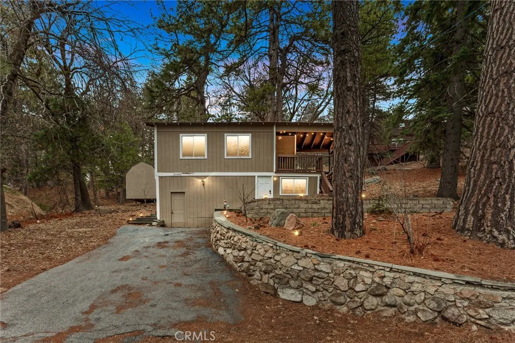 31662 Panorama Drive, Running Springs, California 92382 home-pic-0