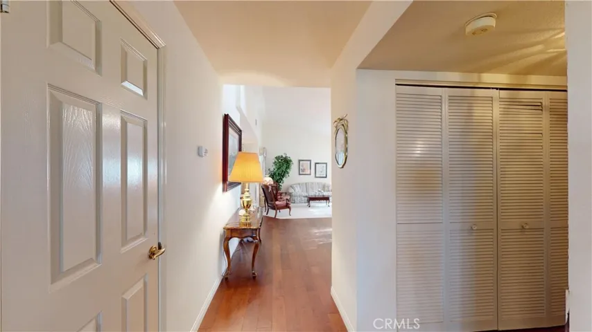 1ST FLOOR HALL WAY