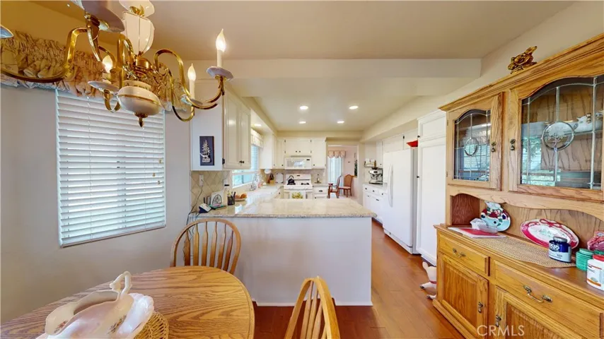 KITCHEN NOOK