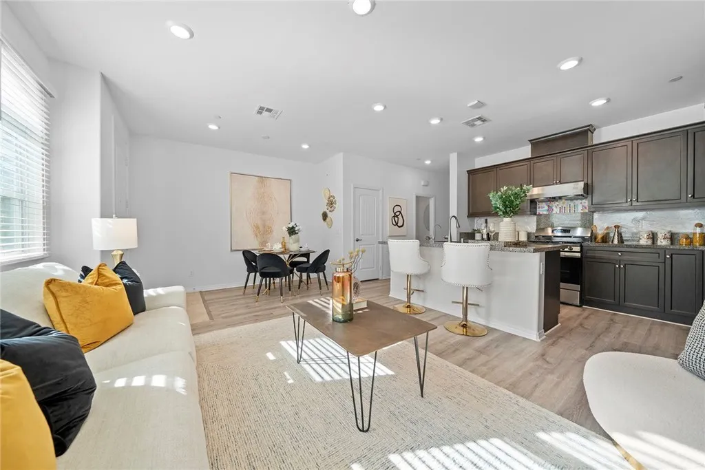 16022 Voyager Avenue, Chino, California 91708 home-pic-4