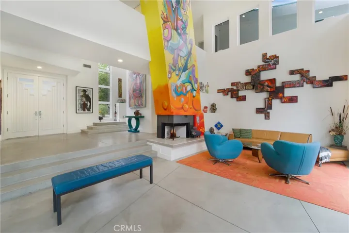 This amazing piece of art is gifted in sale.