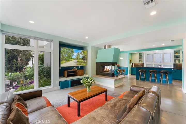 7615 E Silver Dollar Lane, Anaheim, California 92808