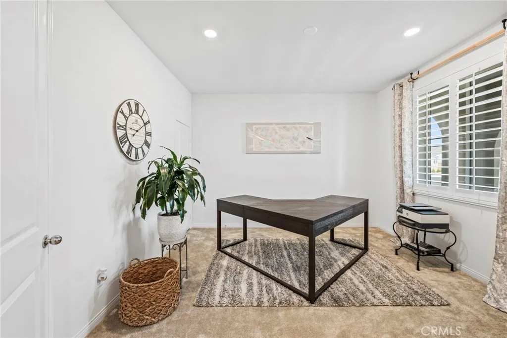 5053 Moon Eye Way, Hemet, California 92545 home-pic-5