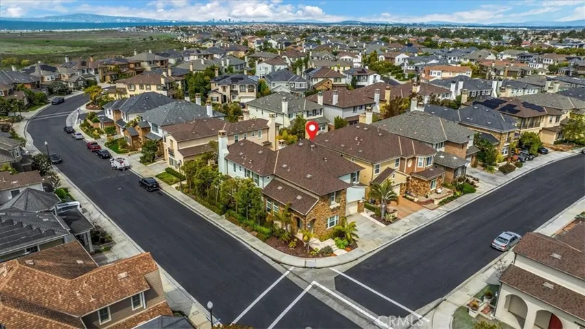 17495 Oakbluffs Lane, Huntington Beach, California 92649