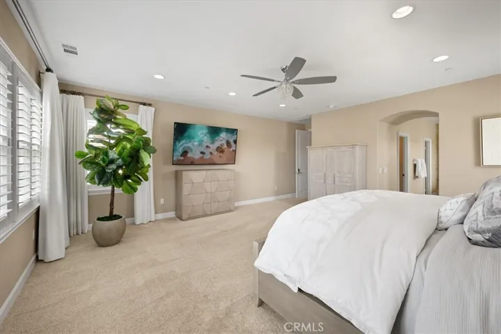 17495 Oakbluffs Lane, Huntington Beach, California 92649