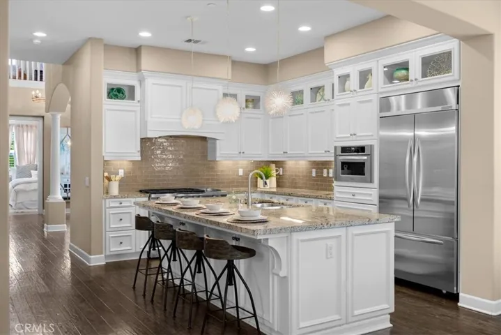 17495 Oakbluffs Lane, Huntington Beach, California 92649