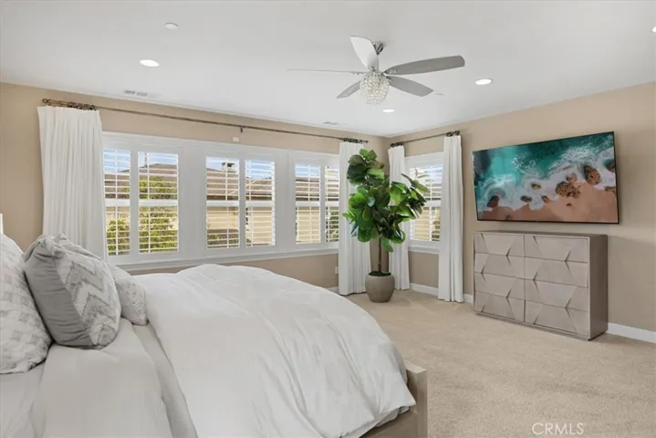 17495 Oakbluffs Lane, Huntington Beach, California 92649