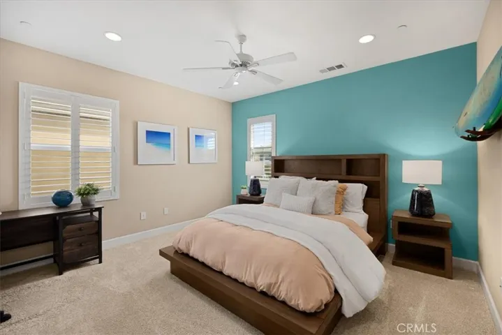 17495 Oakbluffs Lane, Huntington Beach, California 92649