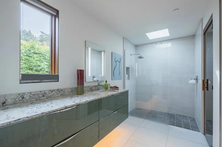 1142 Crest Avenue, Pacific Grove, California 93950