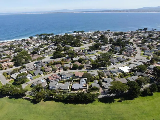 1142 Crest Avenue, Pacific Grove, California 93950
