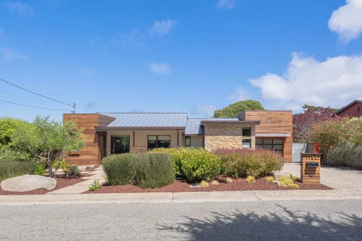 1142 Crest Avenue, Pacific Grove, California 93950