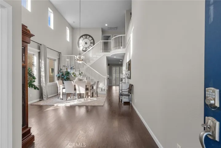 28623 Silverking Trail, Saugus, California 91390