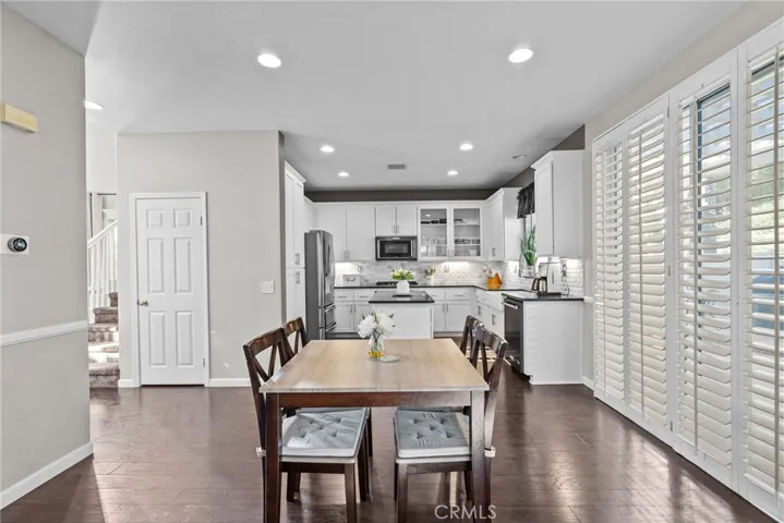 28623 Silverking Trail, Saugus, California 91390