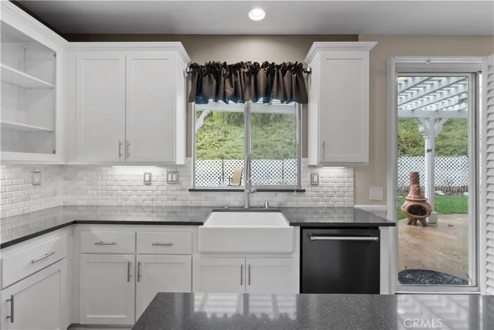 28623 Silverking Trail, Saugus, California 91390