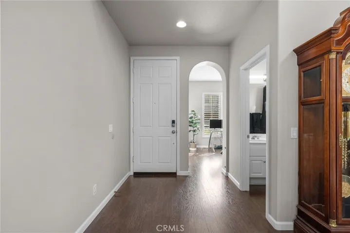 28623 Silverking Trail, Saugus, California 91390