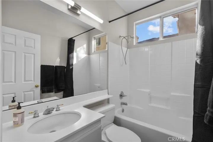 28623 Silverking Trail, Saugus, California 91390