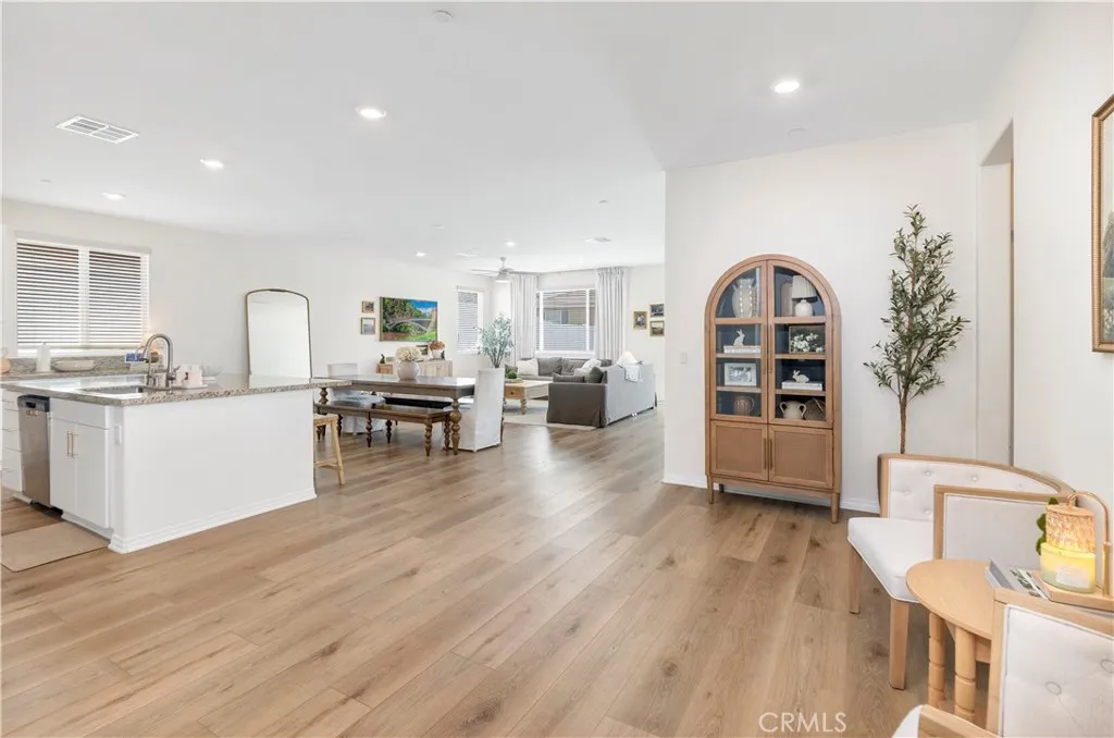 30165 Truckee Circle, Menifee, California 92585 home-pic-5