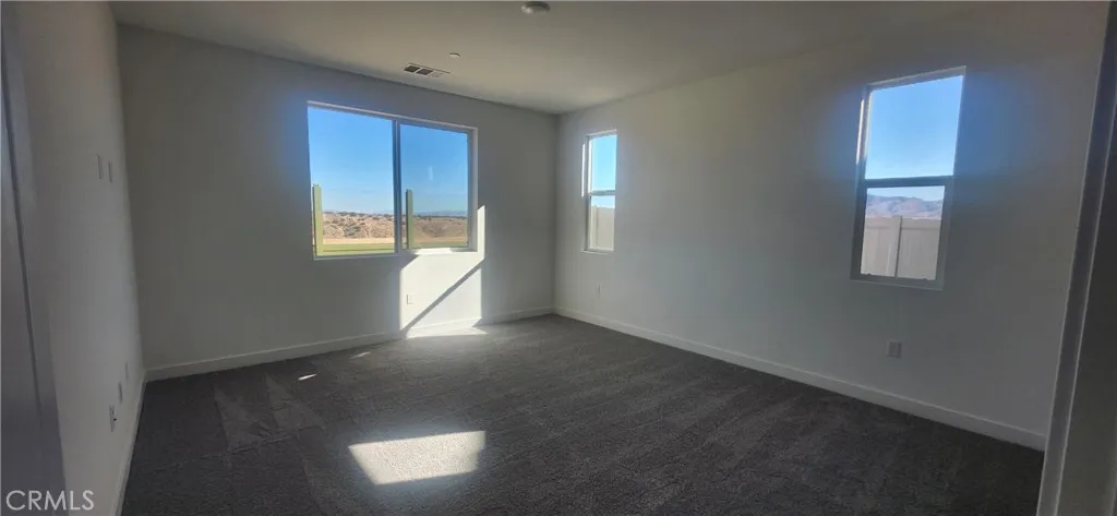 17418 Whiskey Meadows, Hesperia, California 92345 home-pic-5