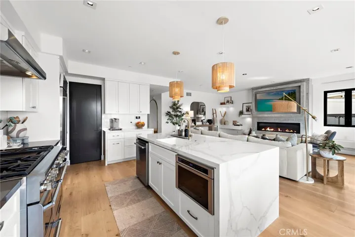 145 W Avenida Cadiz, San Clemente, California 92672