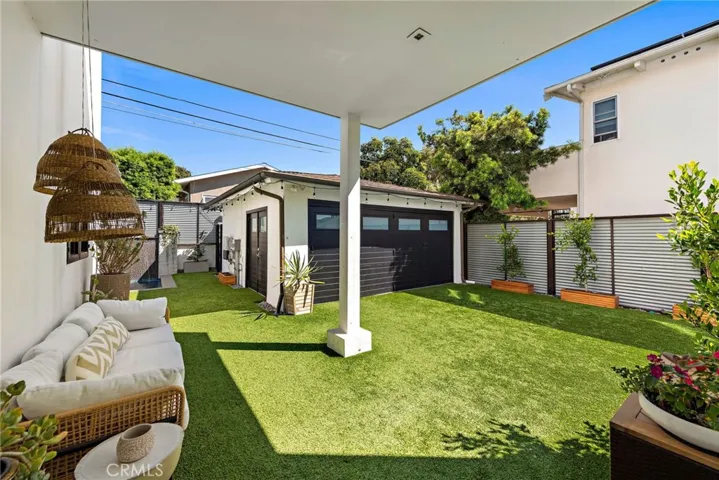 145 W Avenida Cadiz, San Clemente, California 92672
