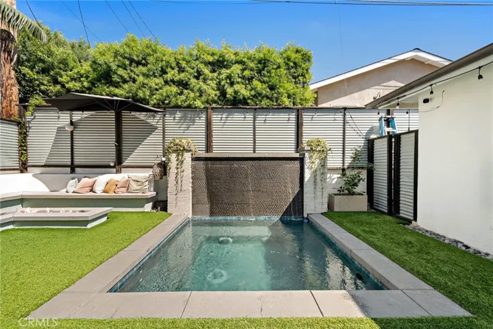 145 W Avenida Cadiz, San Clemente, California 92672