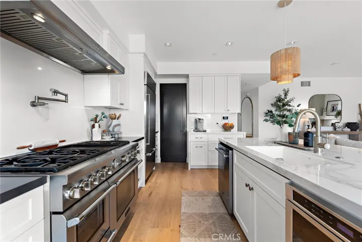 145 W Avenida Cadiz, San Clemente, California 92672