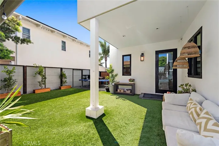 145 W Avenida Cadiz, San Clemente, California 92672
