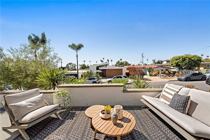 145 W Avenida Cadiz, San Clemente, California 92672