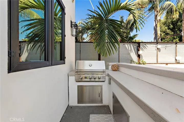 145 W Avenida Cadiz, San Clemente, California 92672