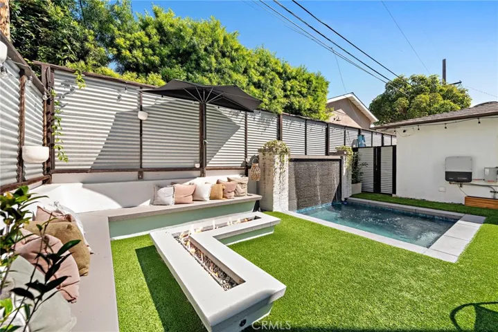 145 W Avenida Cadiz, San Clemente, California 92672