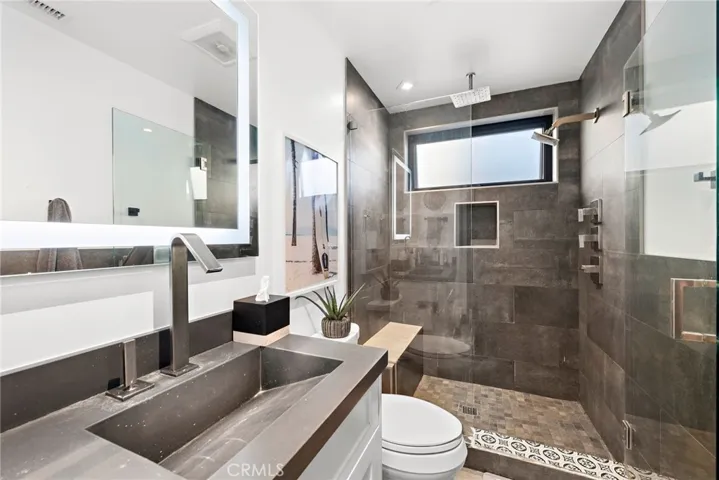 145 W Avenida Cadiz, San Clemente, California 92672