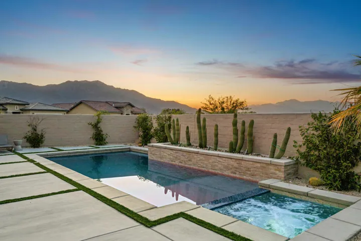 Pool twilight