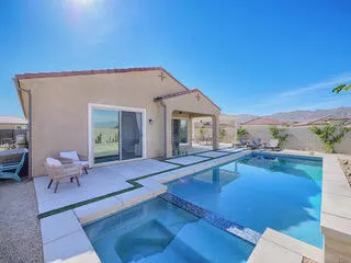 Pool/spa