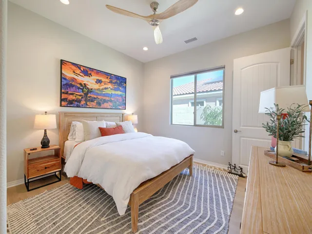Guest bedroom