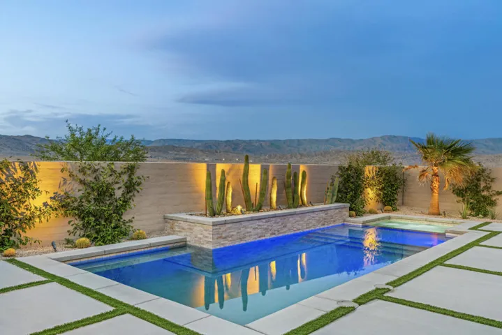 Pool twilight
