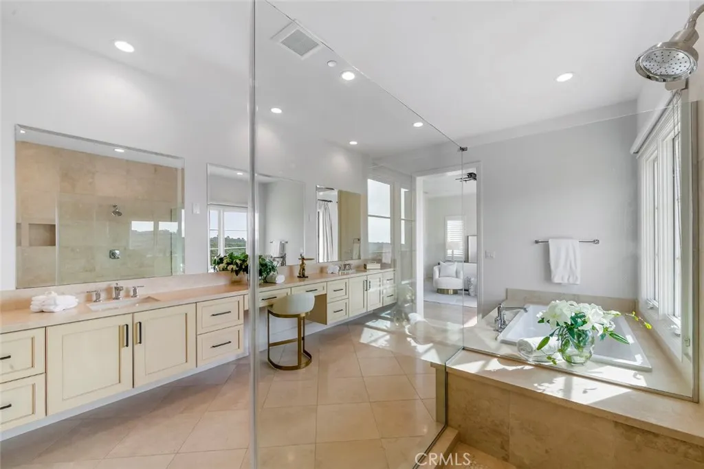 31 Seawatch, Newport Coast, California 92657 home-pic-41