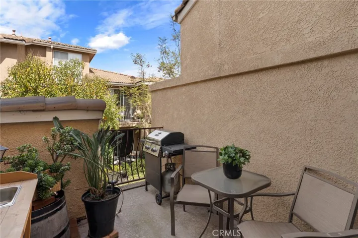 1038 S Saint Tropez Avenue, Anaheim Hills, California 92808
