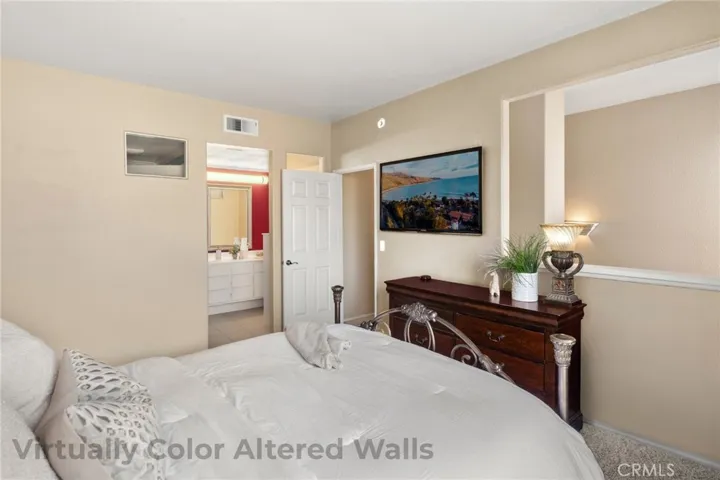 1038 S Saint Tropez Avenue, Anaheim Hills, California 92808