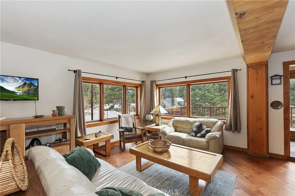 39128 North Shore, Fawnskin, California 92333 home-pic-8
