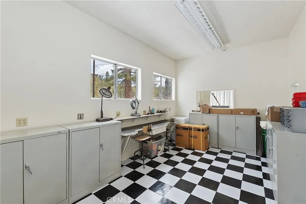39128 North Shore, Fawnskin, California 92333 home-pic-54