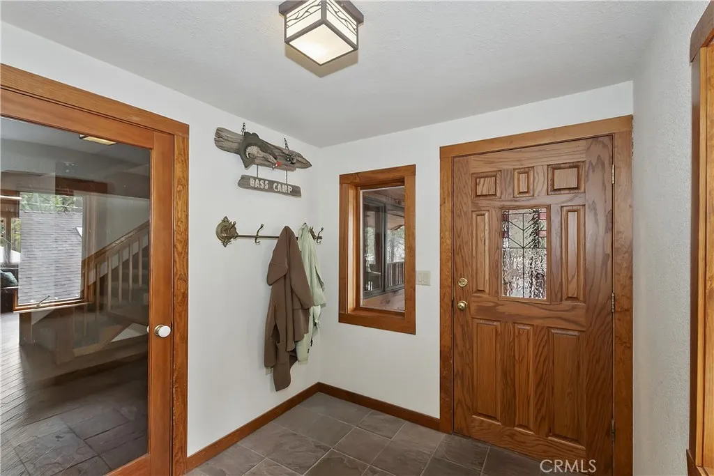 39128 North Shore, Fawnskin, California 92333 home-pic-4