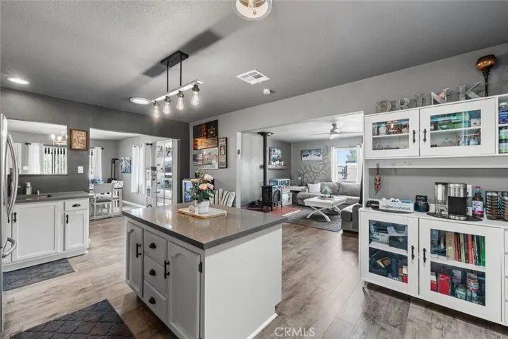 41636 50th Street W, Lancaster, California 93536