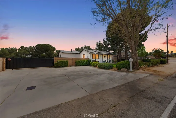 41636 50th Street W, Lancaster, California 93536