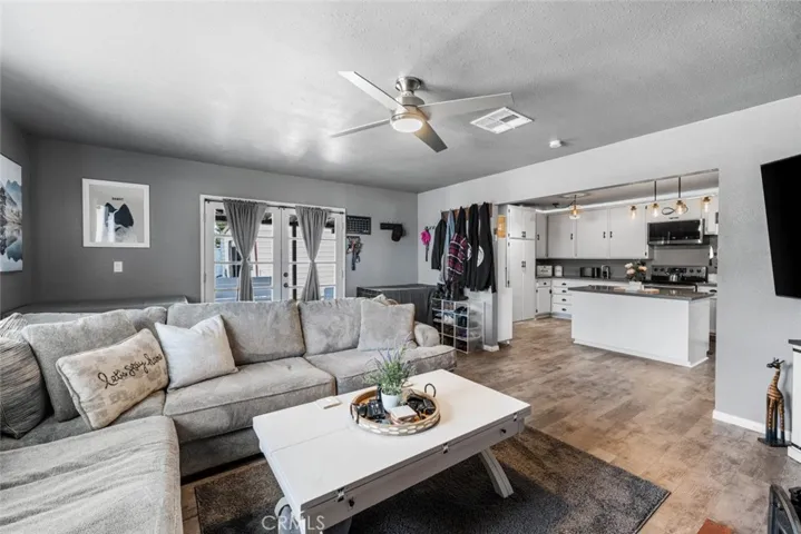 41636 50th Street W, Lancaster, California 93536