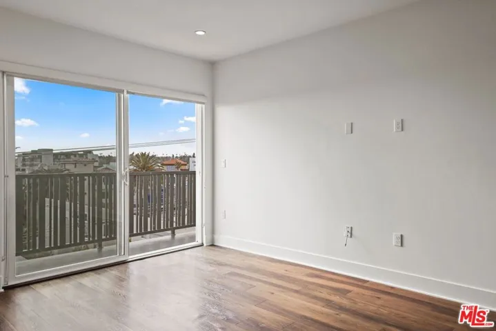 1233 Westgate 306, Los Angeles, California 90025