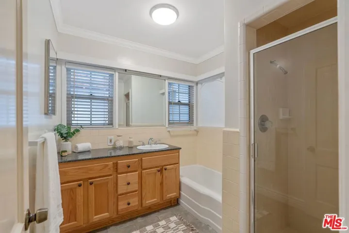 5648 Gentry Avenue, Valley Village, California 91607