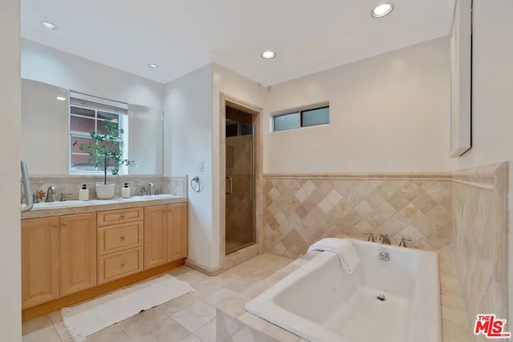 5648 Gentry Avenue, Valley Village, California 91607