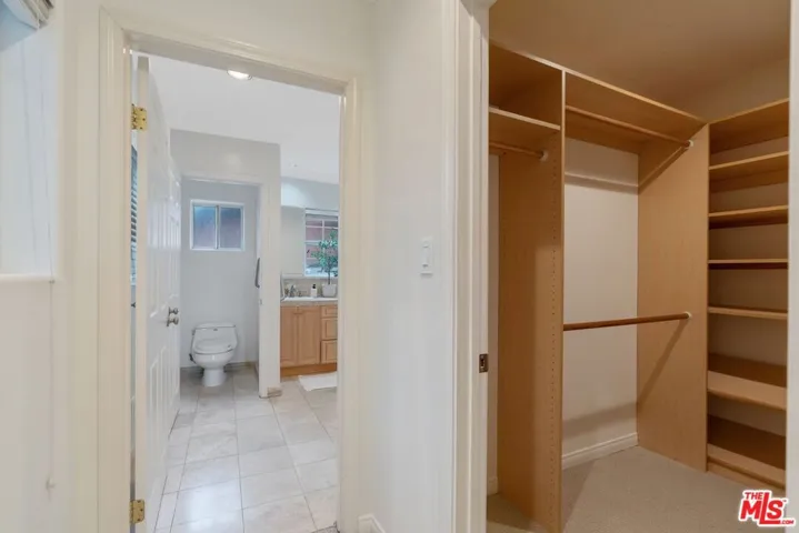 5648 Gentry Avenue, Valley Village, California 91607